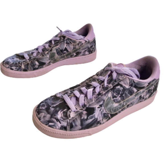 Nike Sample Classic CS Tennis Shoes Floral Roses Lilac Color - Picture 2 of 7